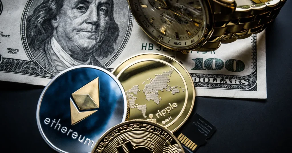 Centralized fintech platforms for Bitcoin, showing custodial access where users don’t hold keys or coins.